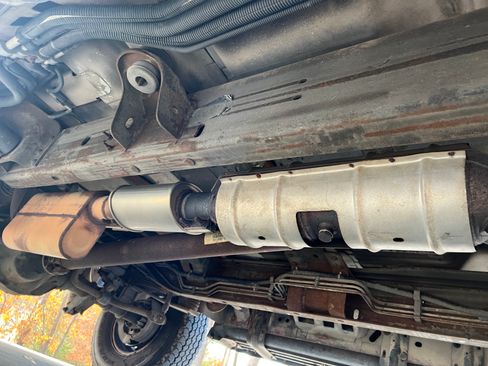 Used 2000 Ford Excursion XLT image 31