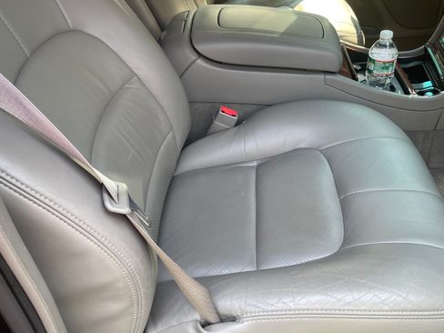 Used 2002 Cadillac Escalade AWD image 5