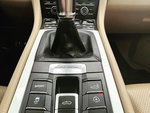 Used 2013 Porsche Boxster RWD image 29