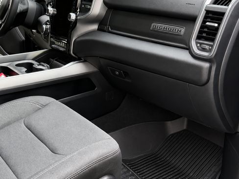 Used 2025 RAM 1500 Big Horn AWD/4WD image 10
