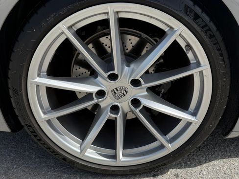 Used 2024 Porsche 911 Carrera 4S AWD/4WD image 23