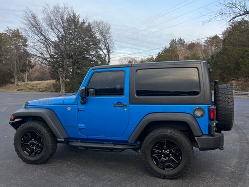 Used 2016 Jeep Wrangler Sport image 6