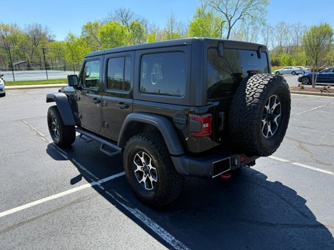 Used 2020 Jeep Wrangler Unlimited Rubicon w/ Dual Top Group AWD/4WD image 13