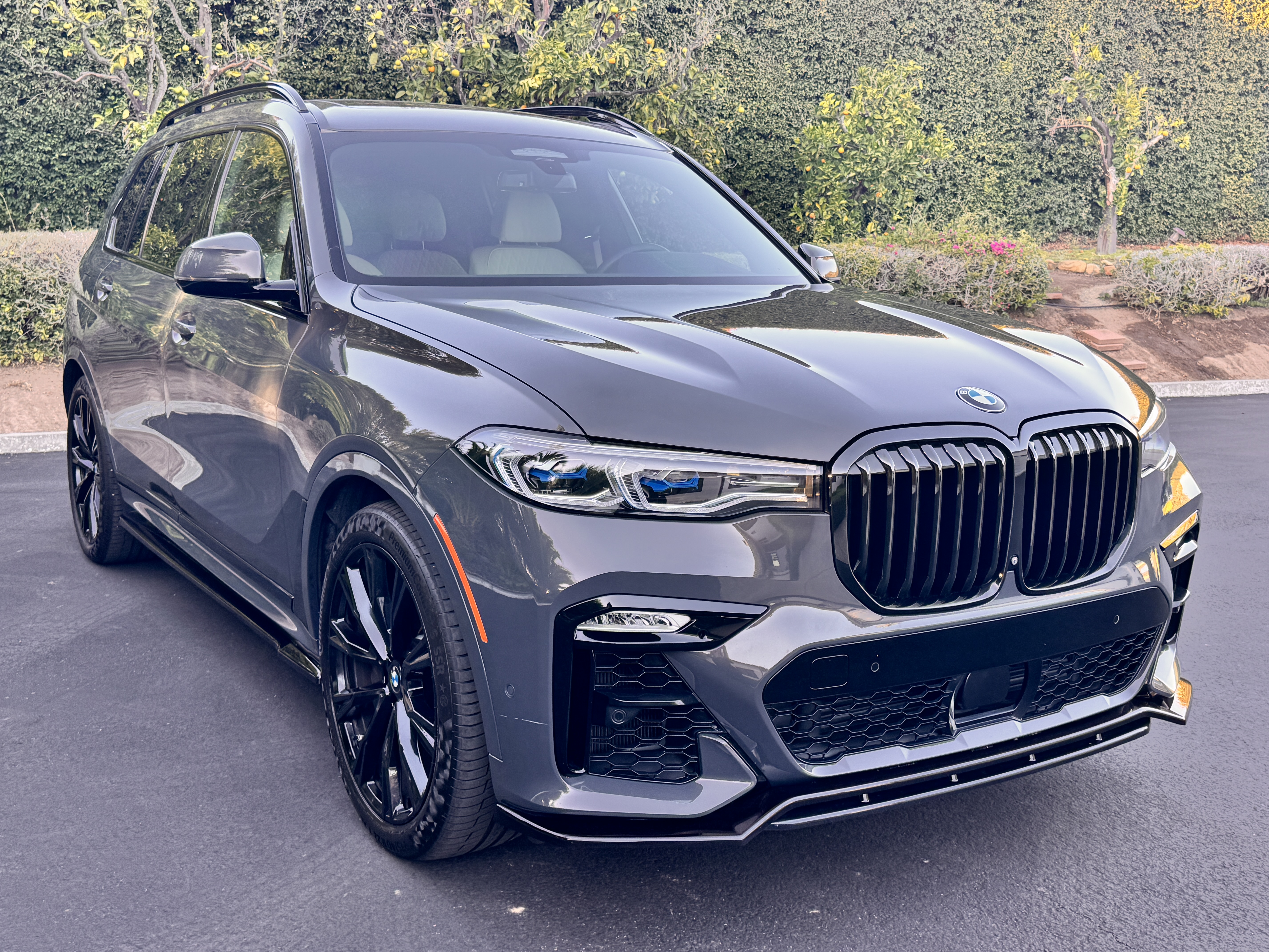 Used 2022 BMW X7 M50i AWD/4WD image 14