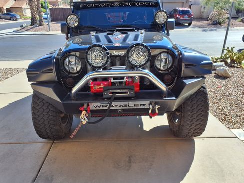 Used 2012 Jeep Wrangler Unlimited Sport image 11