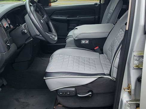 Used 2005 Dodge Ram 1500 Truck SLT w/ Quad Cab Big Horn Value Group image 12