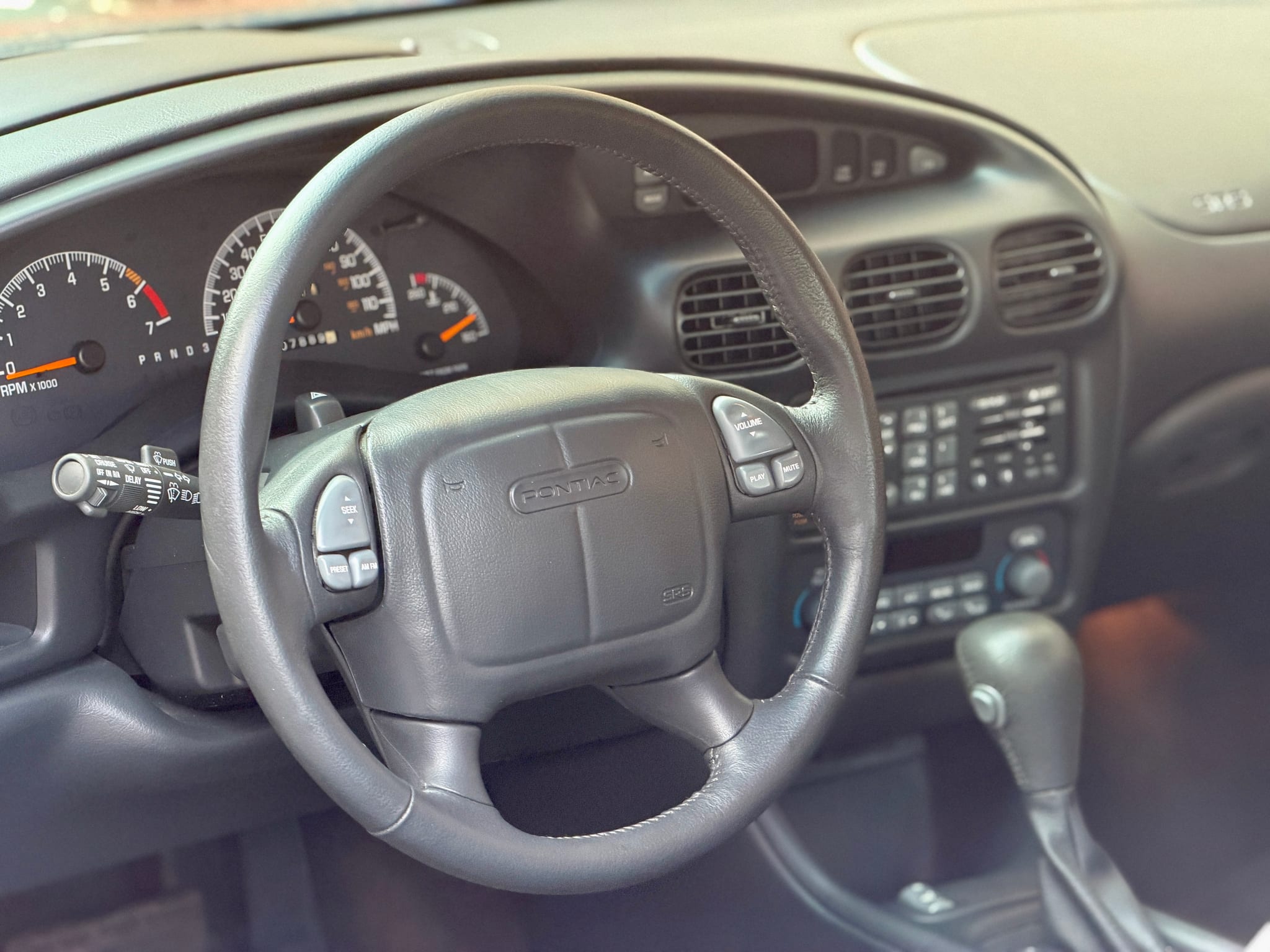 Used 1999 Pontiac Grand Prix GTP w/ Opt Pkg FWD image 12