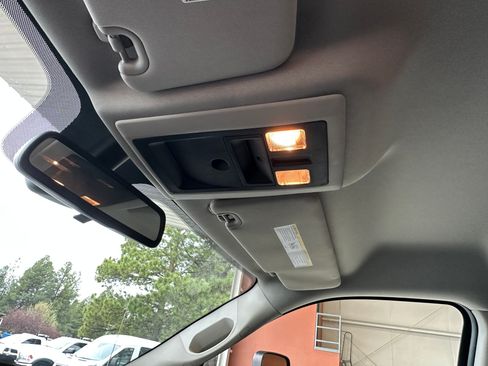 Used 2015 RAM 3500 Tradesman w/ Chrome Appearance Group image 15