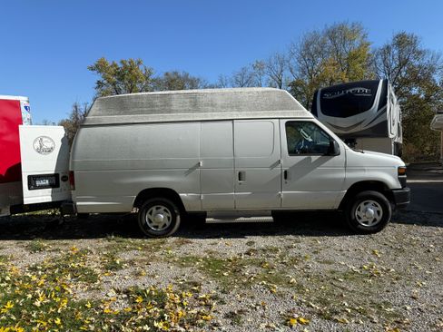 Used 2012 Ford E-350 and Econoline 350 Extended Super Duty w/ Commercial Cargo Van Pkg image 5