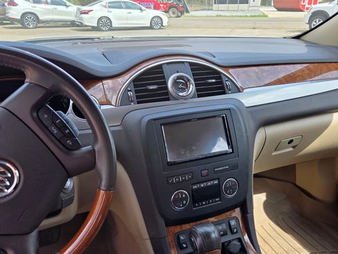 Used 2012 Buick Enclave Leather w/ LPO, Cargo Convenience Pkg image 4