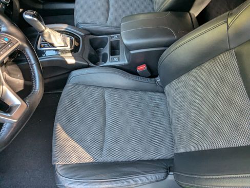 Used 2021 Nissan Rogue Sport SV w/ Technology Package image 13