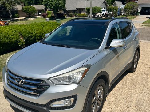 Used 2015 Hyundai Santa Fe Sport w/ Option Group 04 FWD image 1
