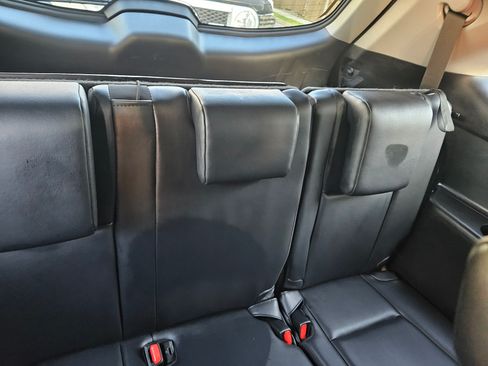 Used 2019 Toyota Highlander XLE image 15