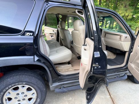 Used 2003 Chevrolet Tahoe Z71 AWD/4WD image 12