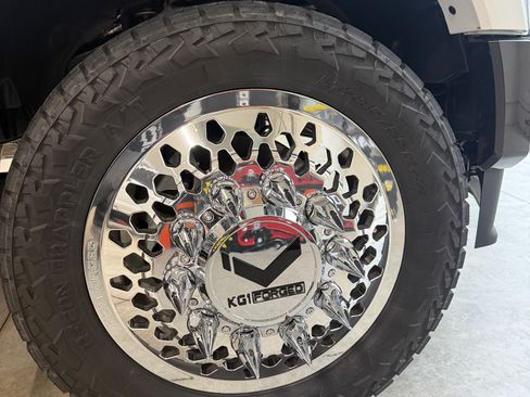 Used 2025 Ford F450 King Ranch w/ FX4 Off-Road Package image 11