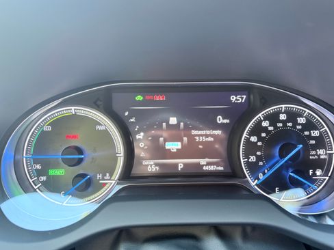 Used 2021 Toyota Venza XLE w/ Softex Package AWD/4WD image 31