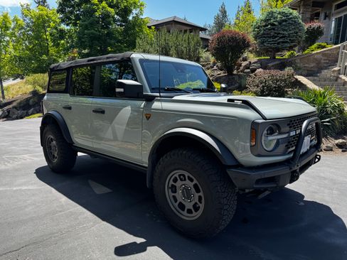Used 2021 Ford Bronco Badlands AWD/4WD image 9