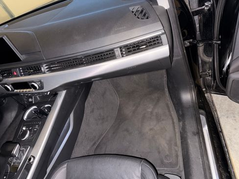 Used 2017 Audi A4 2.0T Premium w/ Convenience Package image 15