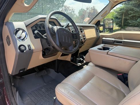 Used 2011 Ford F350 Lariat w/ Lariat Interior Pkg AWD/4WD image 14