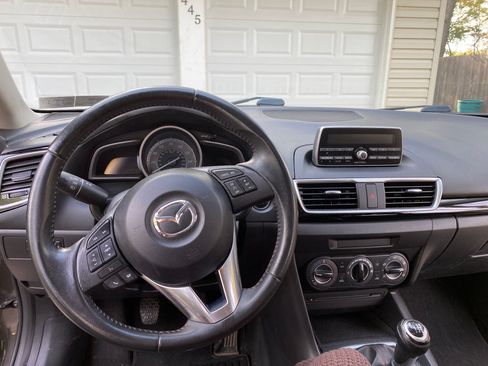 Used 2014 MAZDA MAZDA3 i Touring image 11