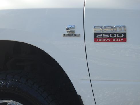 Used 2011 RAM 2500 Big Horn image 4