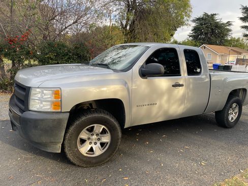 Used 2013 Chevrolet Silverado 1500 W/T image 9