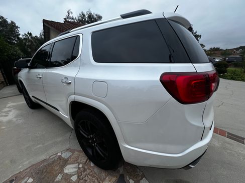 Used 2017 GMC Acadia Denali w/ Technology Package FWD image 6