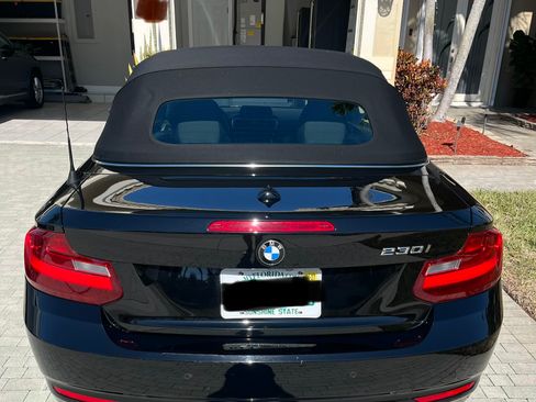 Used 2017 BMW 230i Convertible image 8