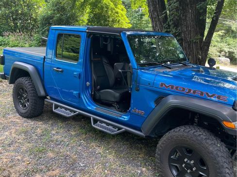 Used 2020 Jeep Gladiator Mojave w/ LED Lighting Group image 2