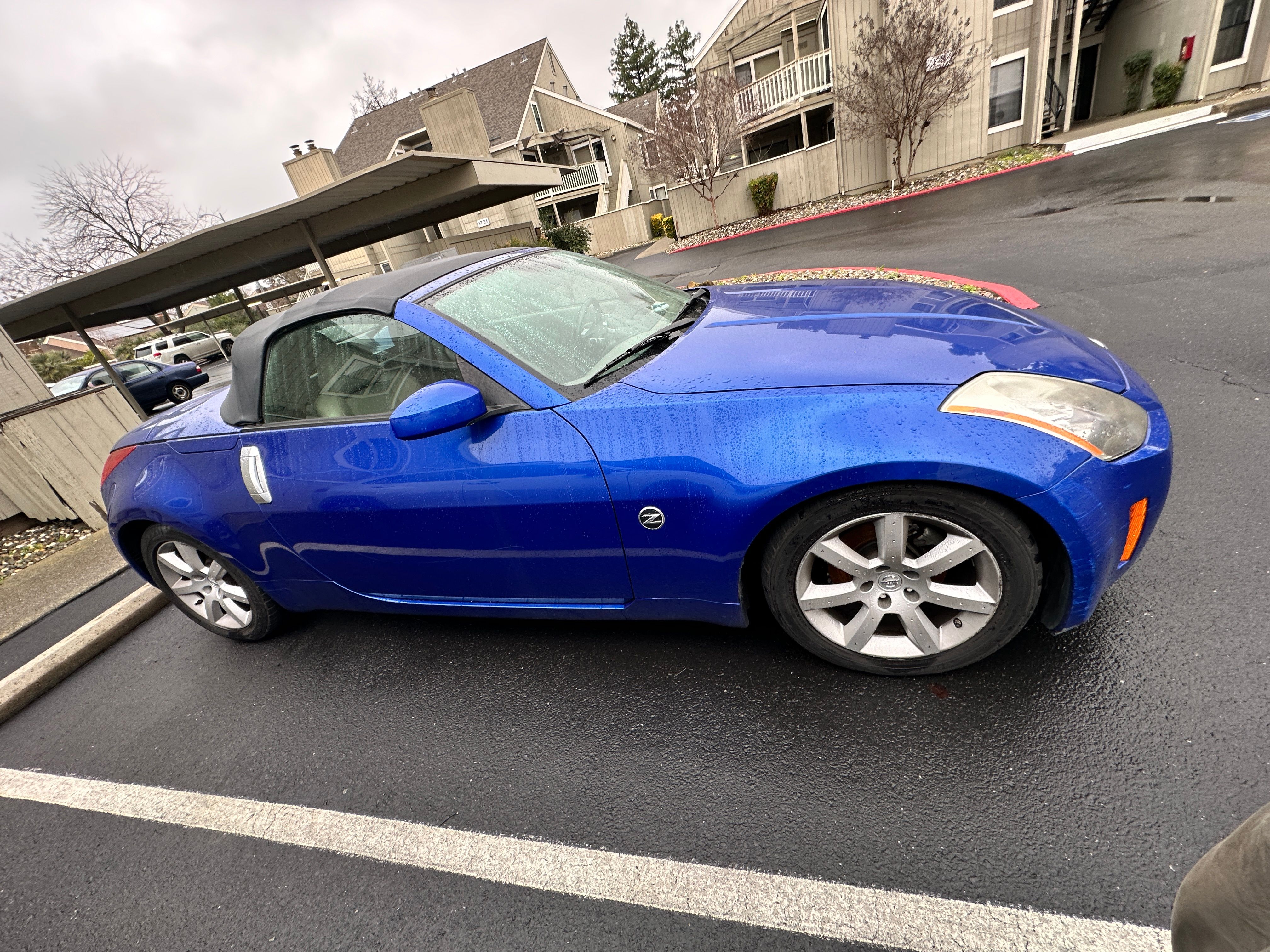 Used 2005 Nissan 350Z Touring RWD image 6
