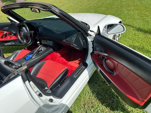 Used 2007 Honda S2000 image 8