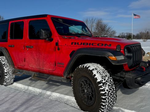 Used 2022 Jeep Wrangler Unlimited Rubicon w/ Xtreme Recon 35" Tire Package image 2