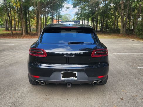 Used 2015 Porsche Macan S image 9