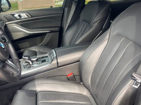 Used 2020 BMW X5 M50i AWD/4WD image 14