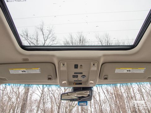 Used 2018 GMC Yukon XL Denali w/ Denali Ultimate Package image 24