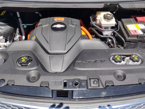 Used 2014 Chevrolet Spark LT image 16