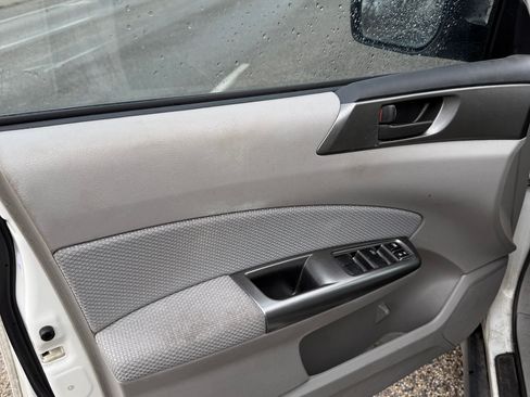 Used 2012 Subaru Forester 2.5X w/ Alloy Wheel Pkg image 8