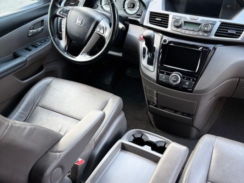 Used 2017 Honda Odyssey EX-L image 16