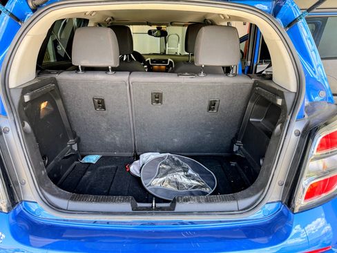 Used 2017 Chevrolet Sonic LT image 9