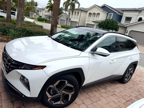 Used 2022 Hyundai Tucson Limited image 2