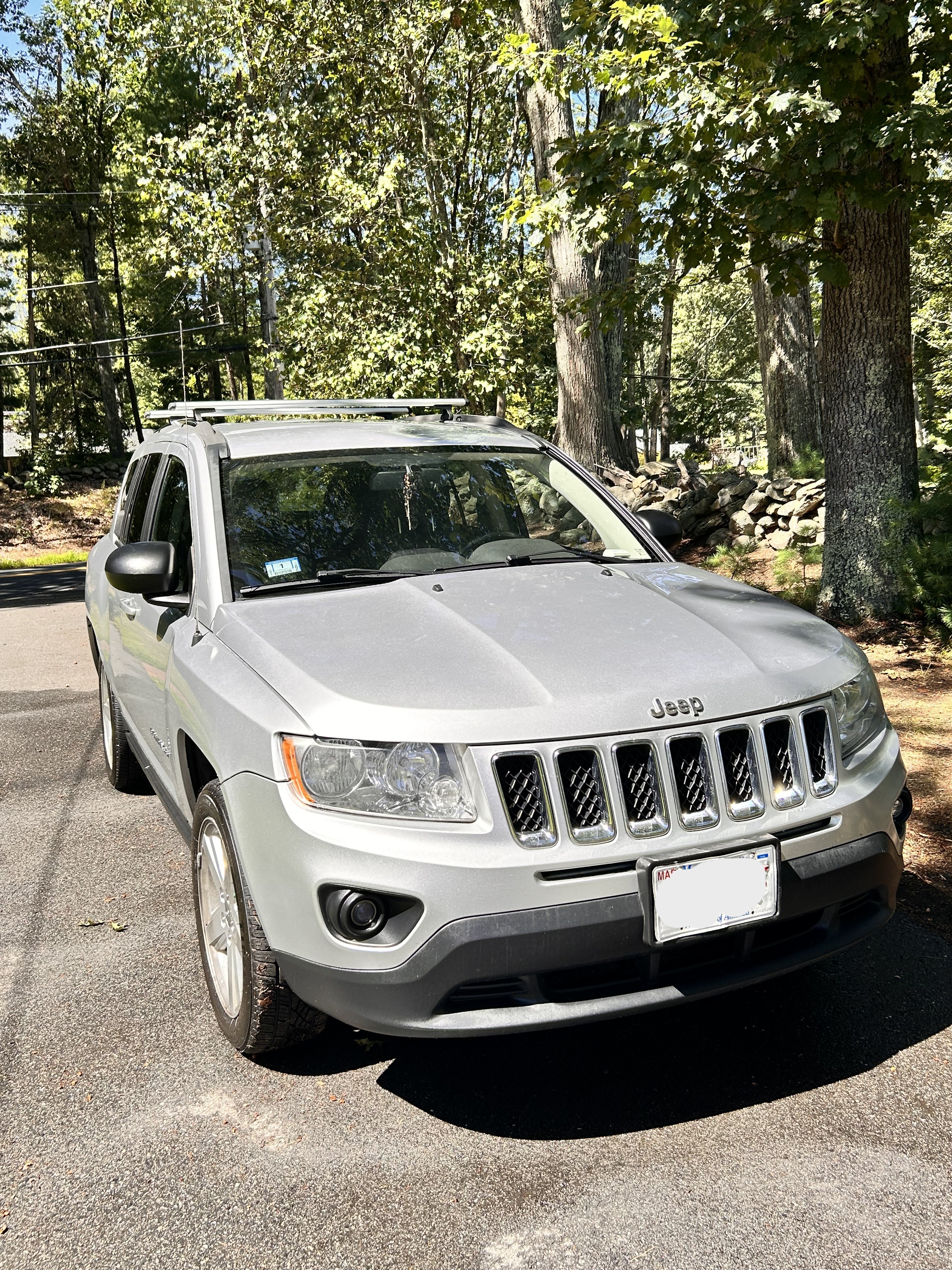 Used 2011 Jeep Compass Limited AWD/4WD image 4