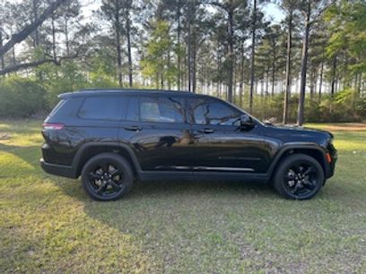 Used 2023 Jeep Grand Cherokee L Laredo