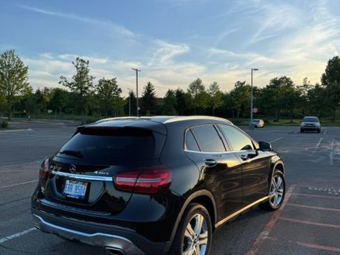 Used 2020 Mercedes-Benz GLA 250 4MATIC image 4