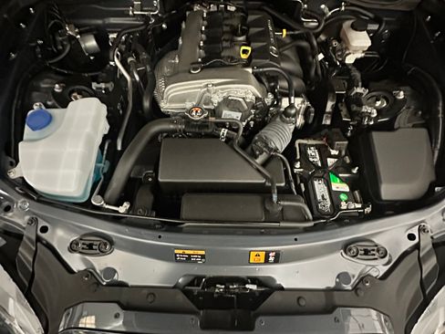 Used 2020 MAZDA MX-5 Miata Grand Touring image 9