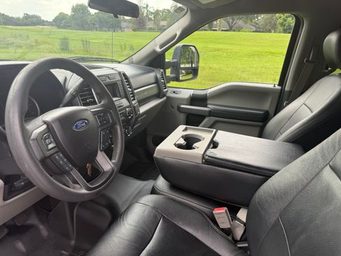 Used 2018 Ford F250 XLT AWD/4WD image 14