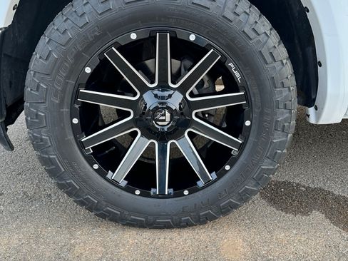 Used 2015 RAM 1500 Laramie w/ Convenience Group image 20