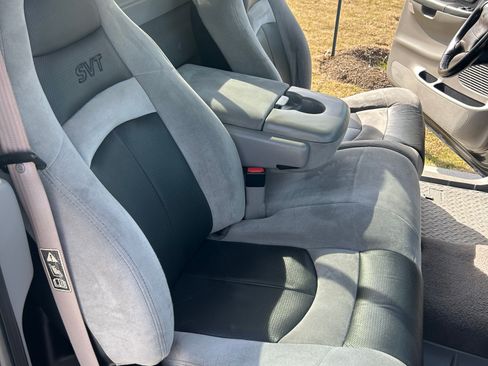 Used 2001 Ford F150 Lightning image 19