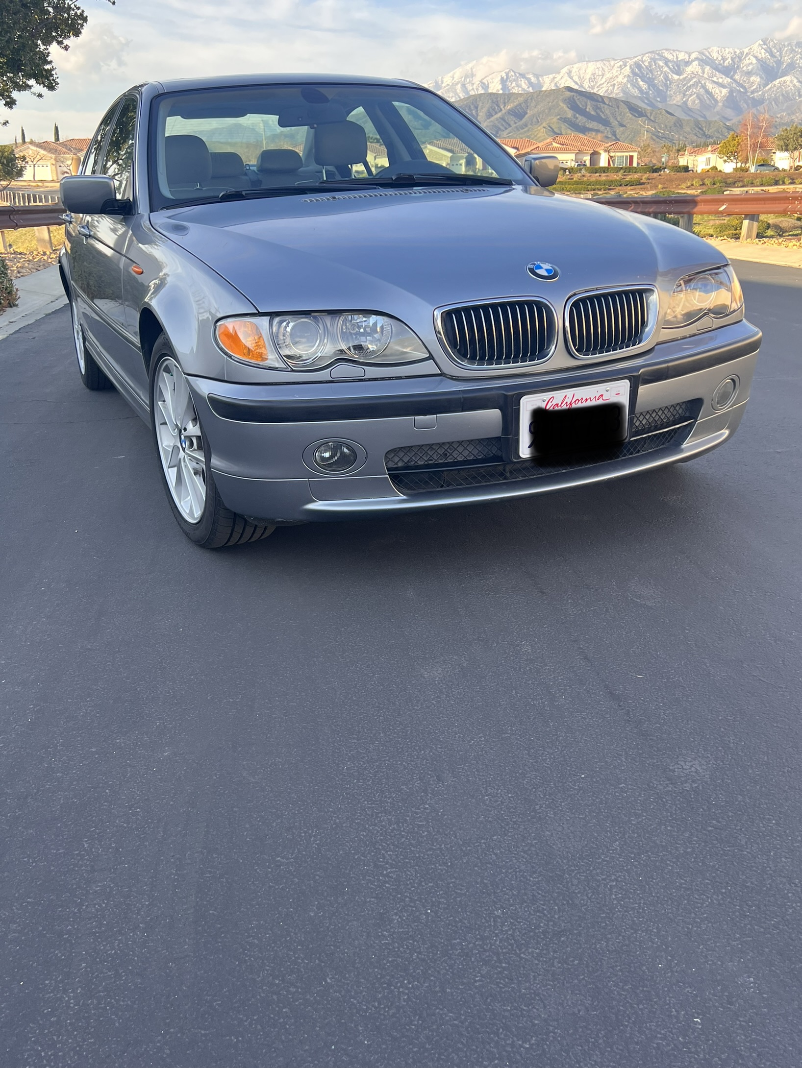 Used 2003 BMW 330xi Sedan AWD/4WD image 13