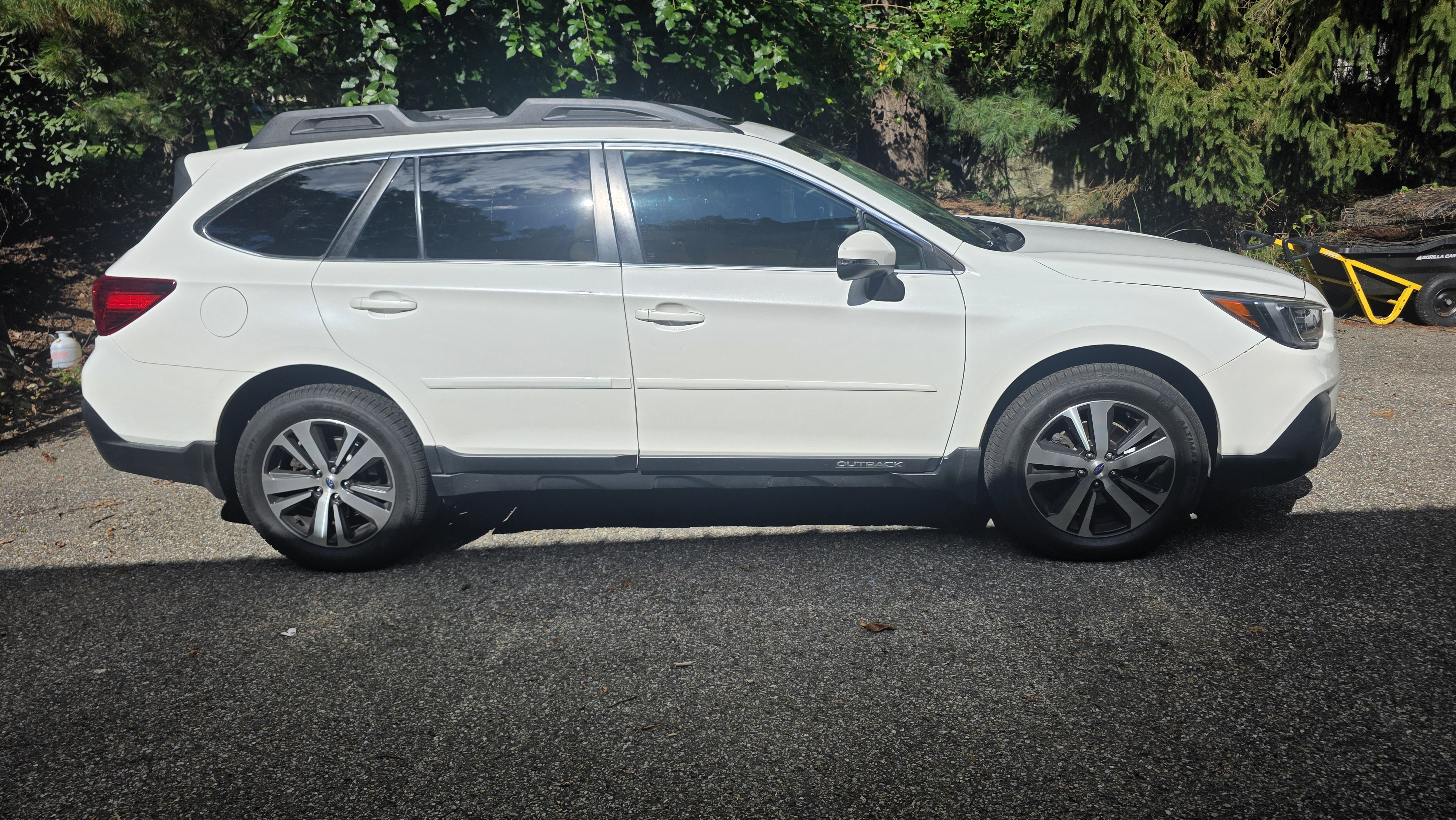 Used 2018 Subaru Outback 2.5i Limited AWD/4WD image 10
