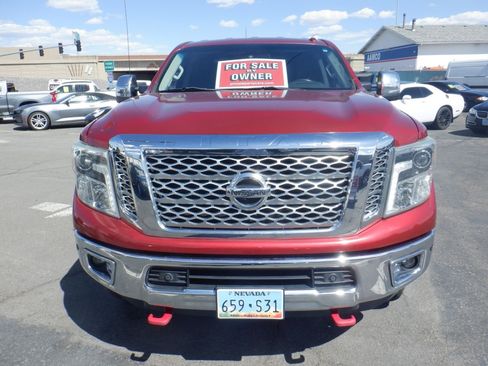Used 2016 Nissan Titan SL AWD/4WD image 25